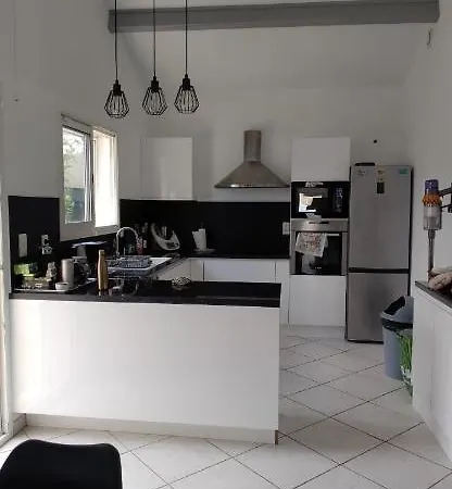 Avec Piscine Proche Des Plages *